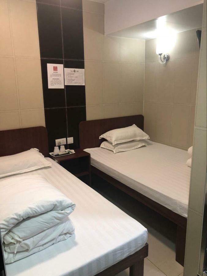 Prince Hotel Цзюлун Экстерьер фото